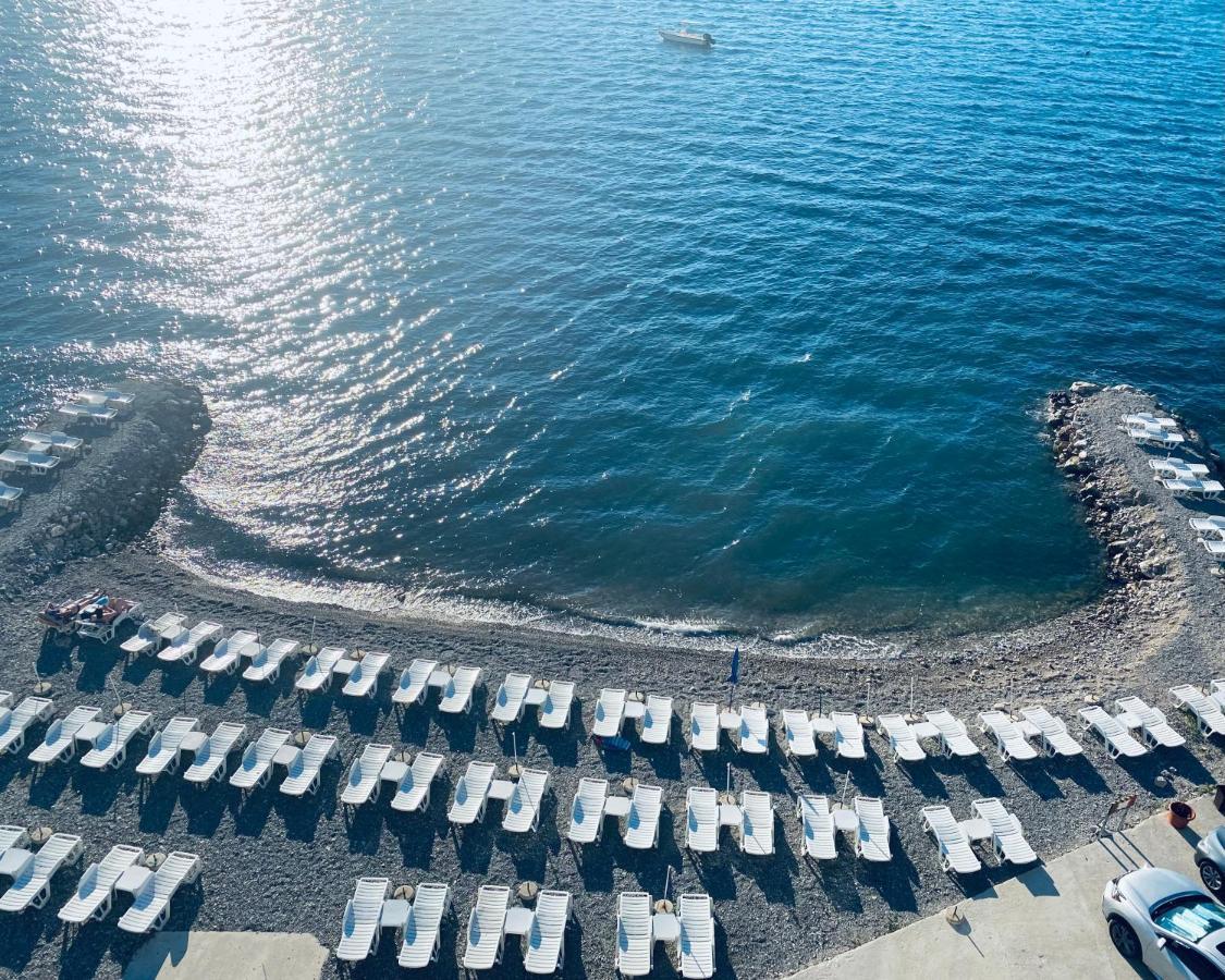 Hotel Vienna Herceg Novi Buitenkant foto